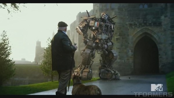 Transformers The Last Knight MTV Awards Clip Screencap Gallery 11 (11 of 55)